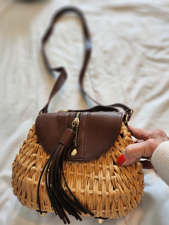 Straw Studios Handbags - Straw Studios Natural Straw Crossbody with Brown Leather Flap & Tassel